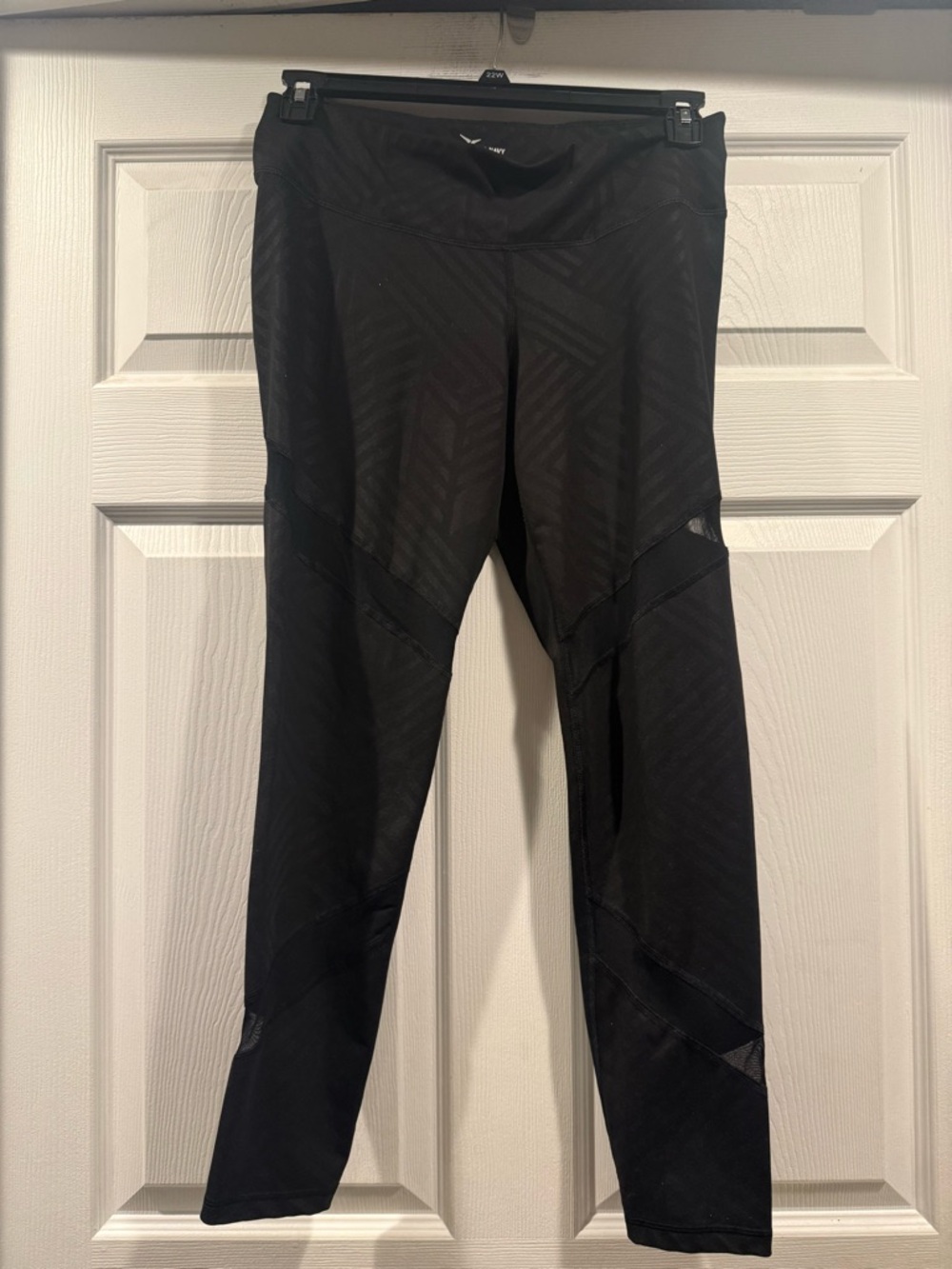 Old Navy Black High-Waist Mesh Detail Leggings. Size large